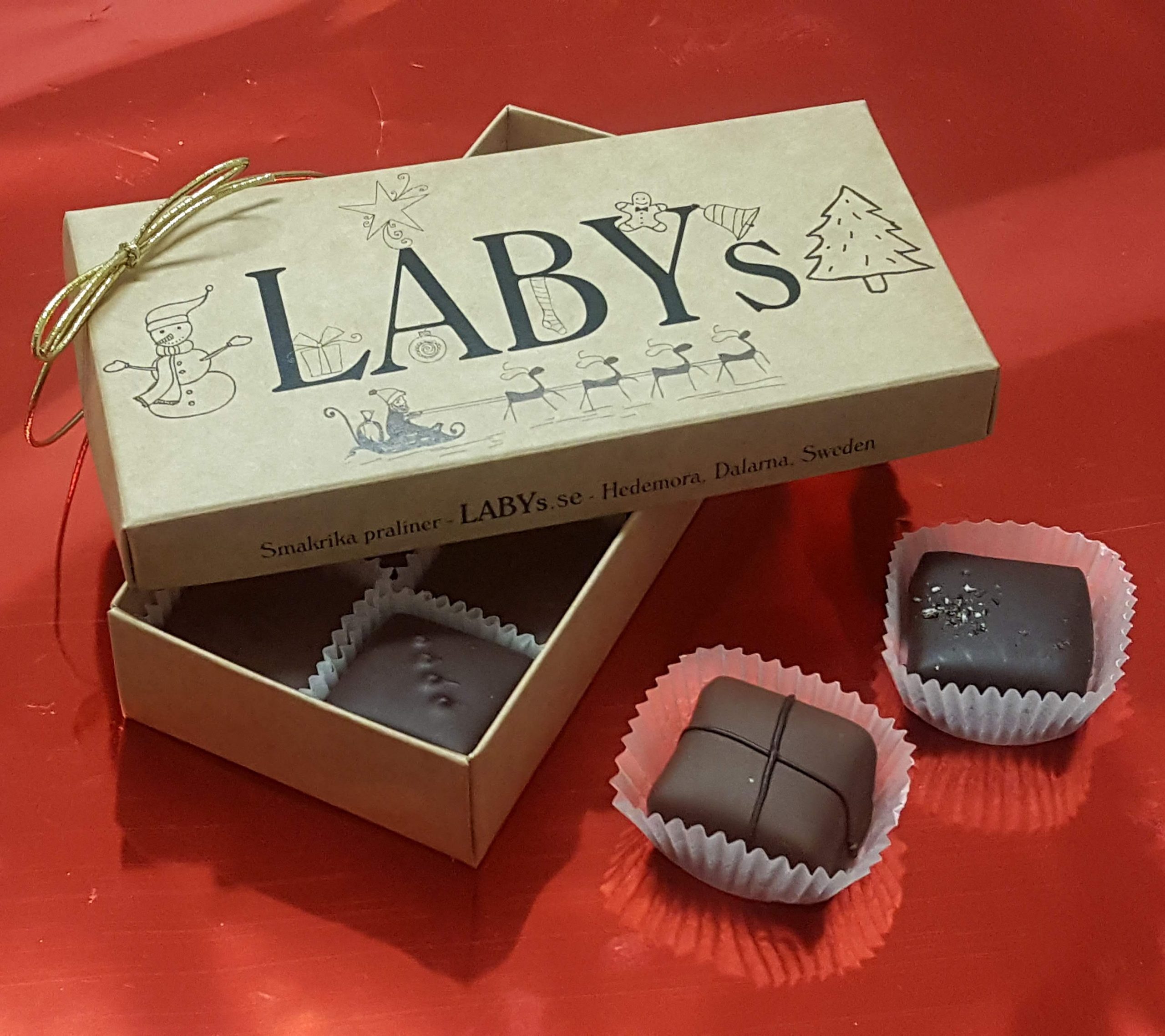 Jul – LABYs 8 praliner Jul – LABYs 8 praliner