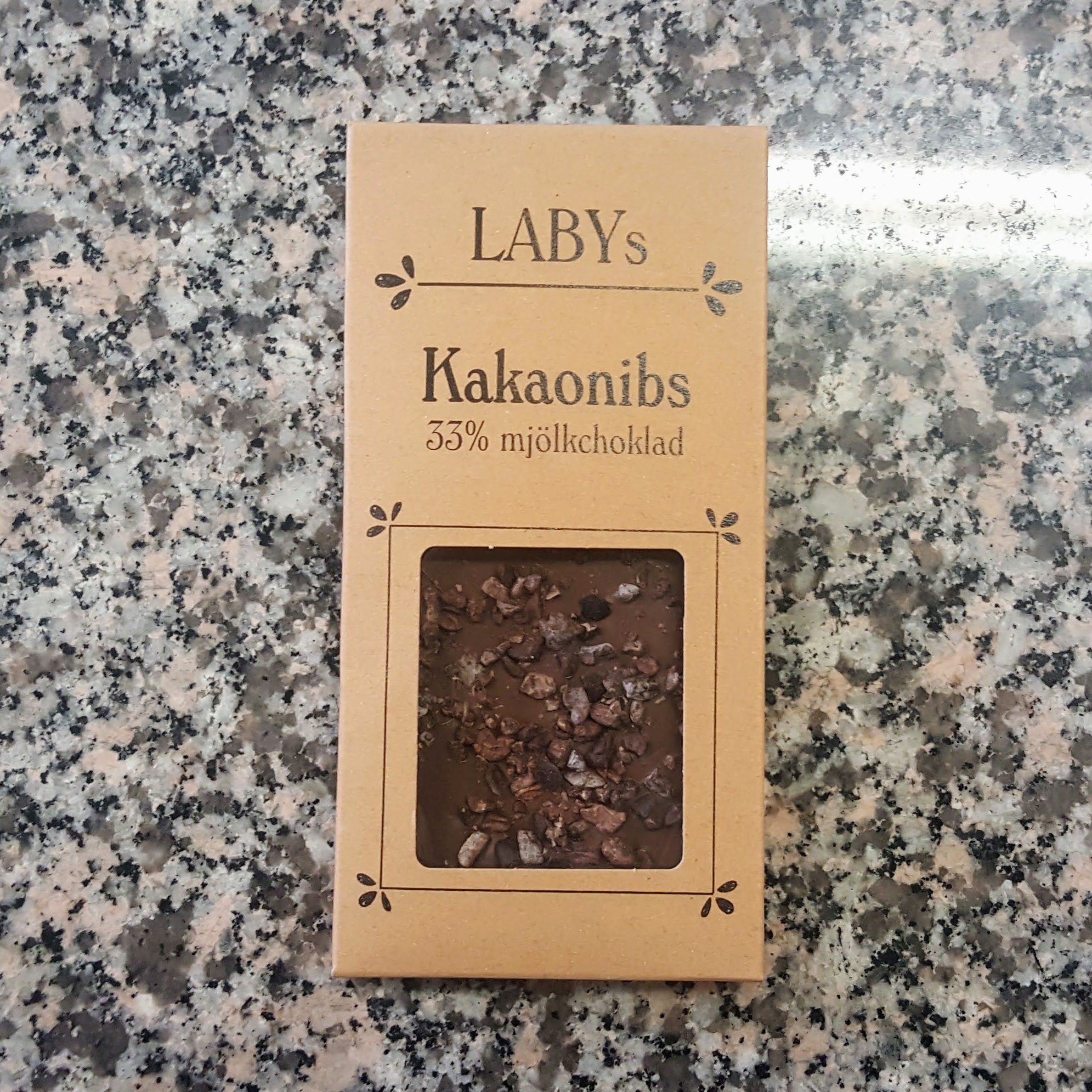 Kakaonibs, Mjölkchokladkaka Kakaonibs, Mjölkchokladkaka