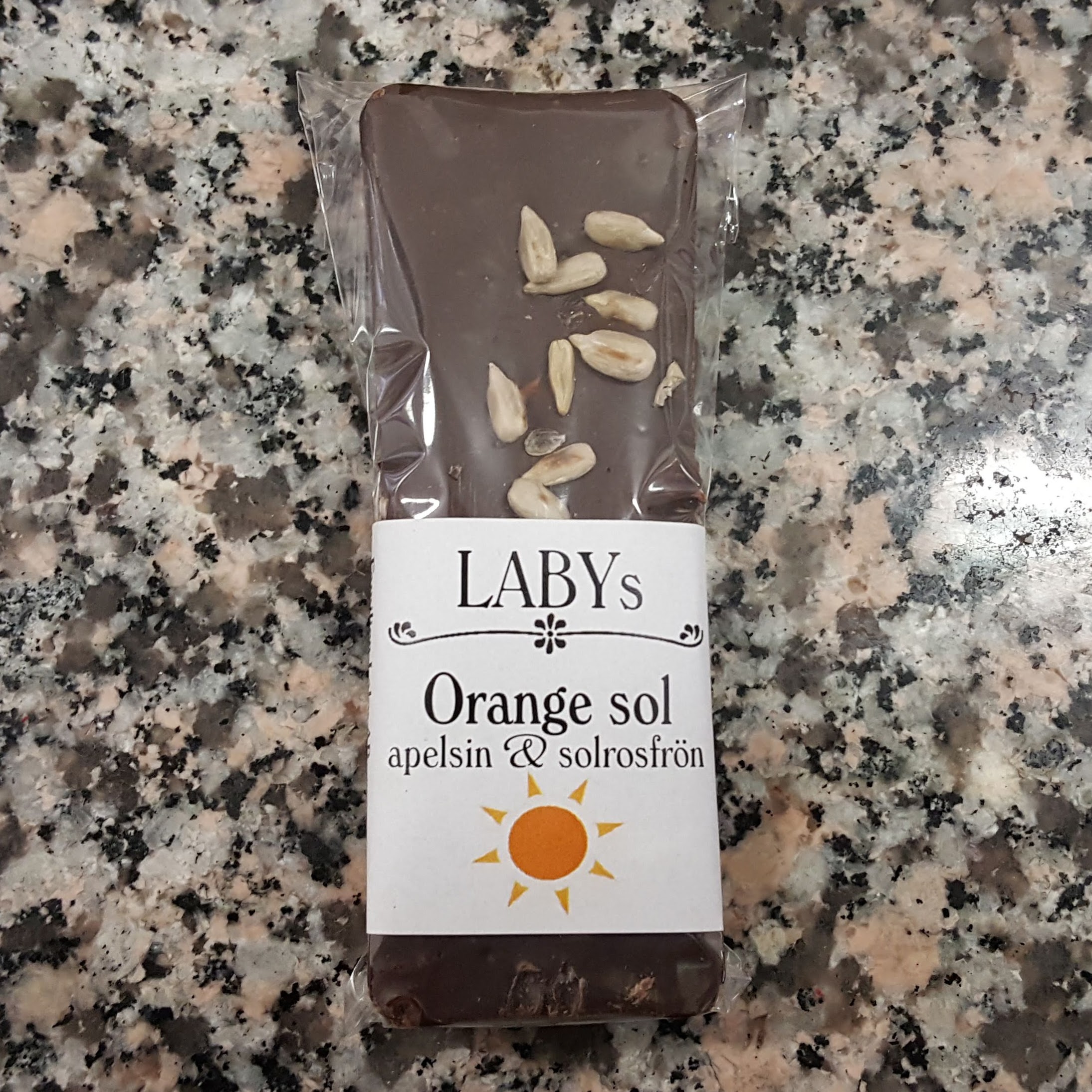 Orange sol, minibar Orange sol, minibar