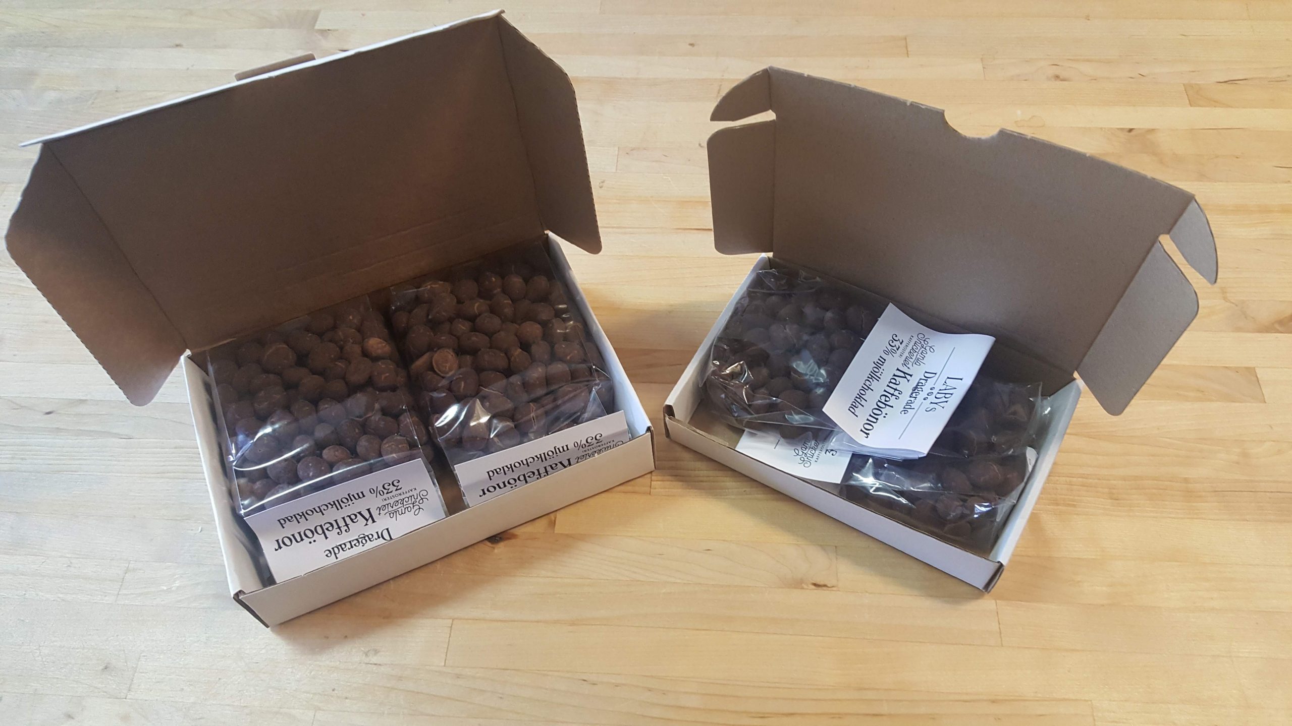 Brevlådechoklad ”stora”,dragerade kaffebönor – kort datum Brevlådechoklad ”stora”,dragerade kaffebönor – kort datum